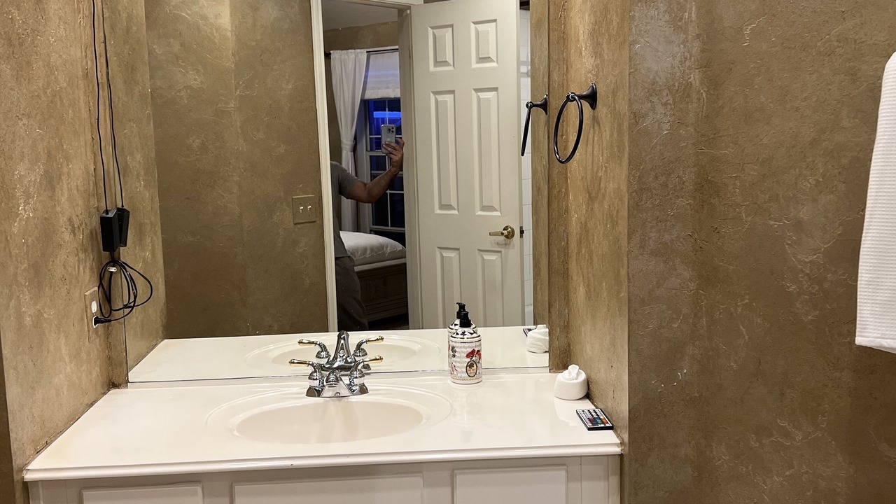 Photo of Bathroom in Barker