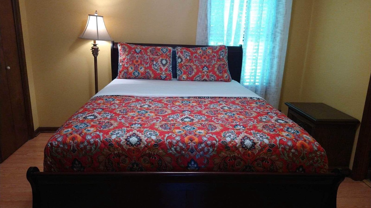 Photo of Bedroom in Laurel