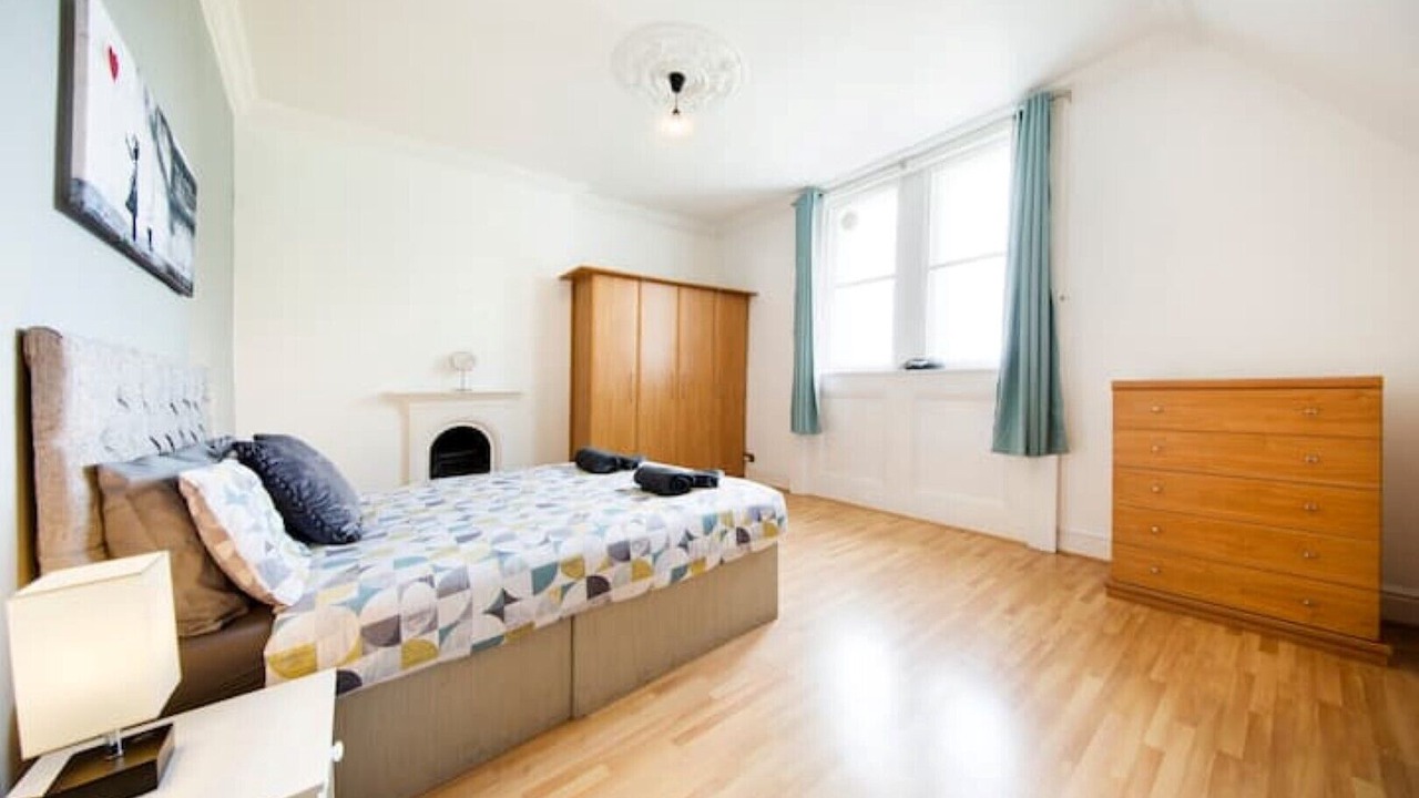 Photo of Bedroom in Bristol