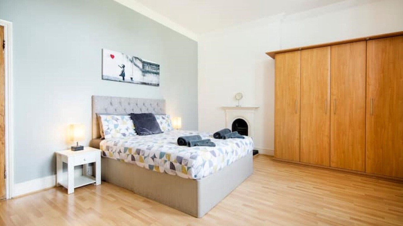 Photo of Bedroom in Bristol