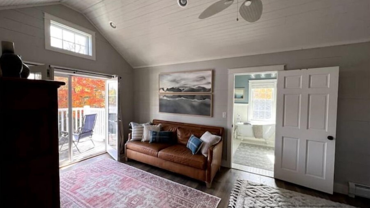 Photo of Livingroom in Vermontville