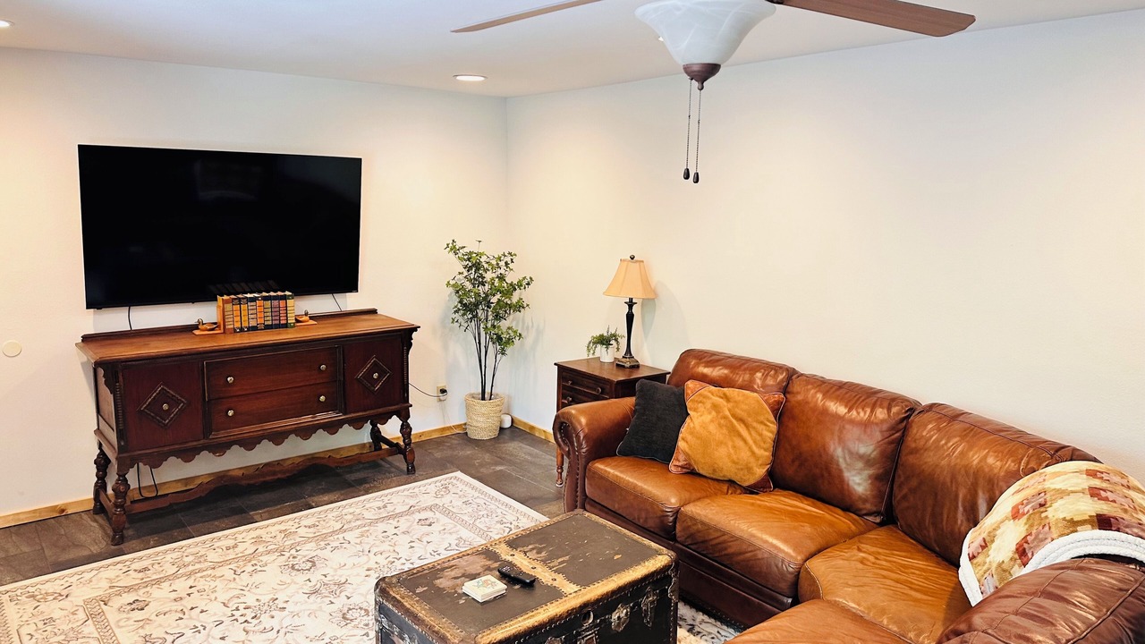 Photo of Livingroom in Rogers