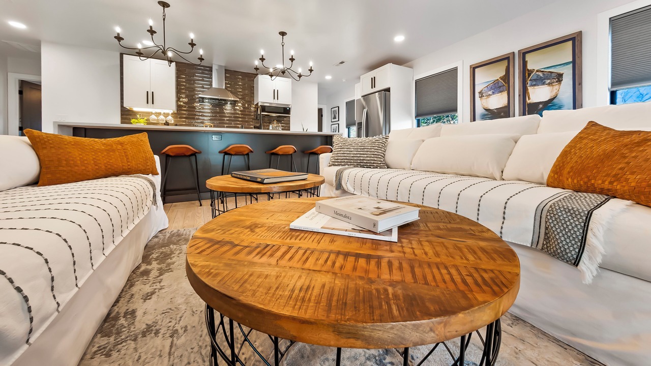 Photo of Livingroom in Oriental