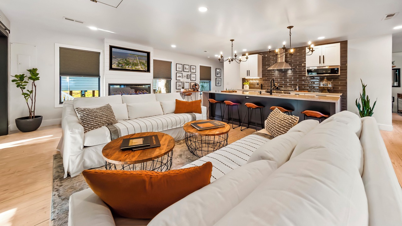 Photo of Livingroom in Oriental
