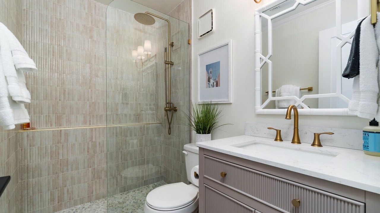 Photo of Bathroom in Atlantic Beach