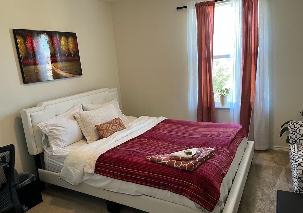Photo of Bedroom in Manor