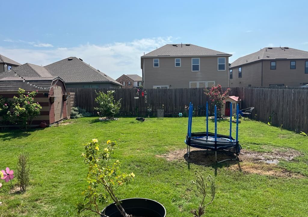 Photo of Outdoor in Manor