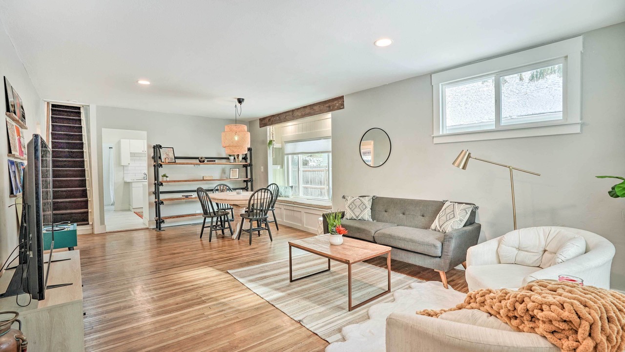 Photo of Bedroom in South Perry District