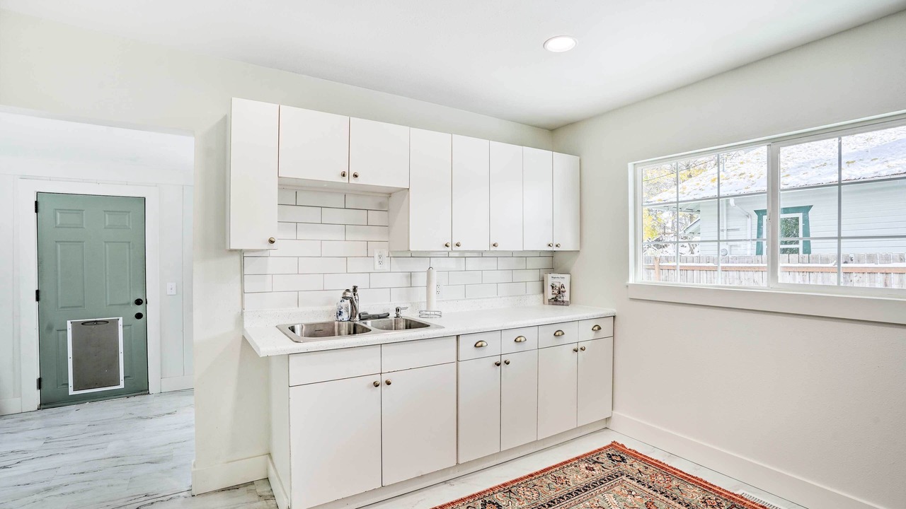 Photo of Kitchen in South Perry District