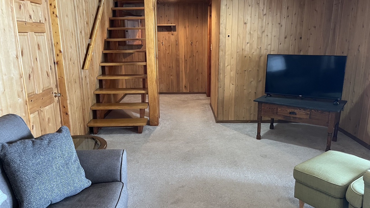 Photo of Livingroom in Brudenell