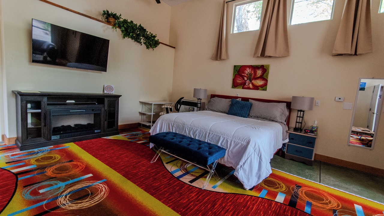 Photo of Bedroom in Los Ranchos de Albuquerque