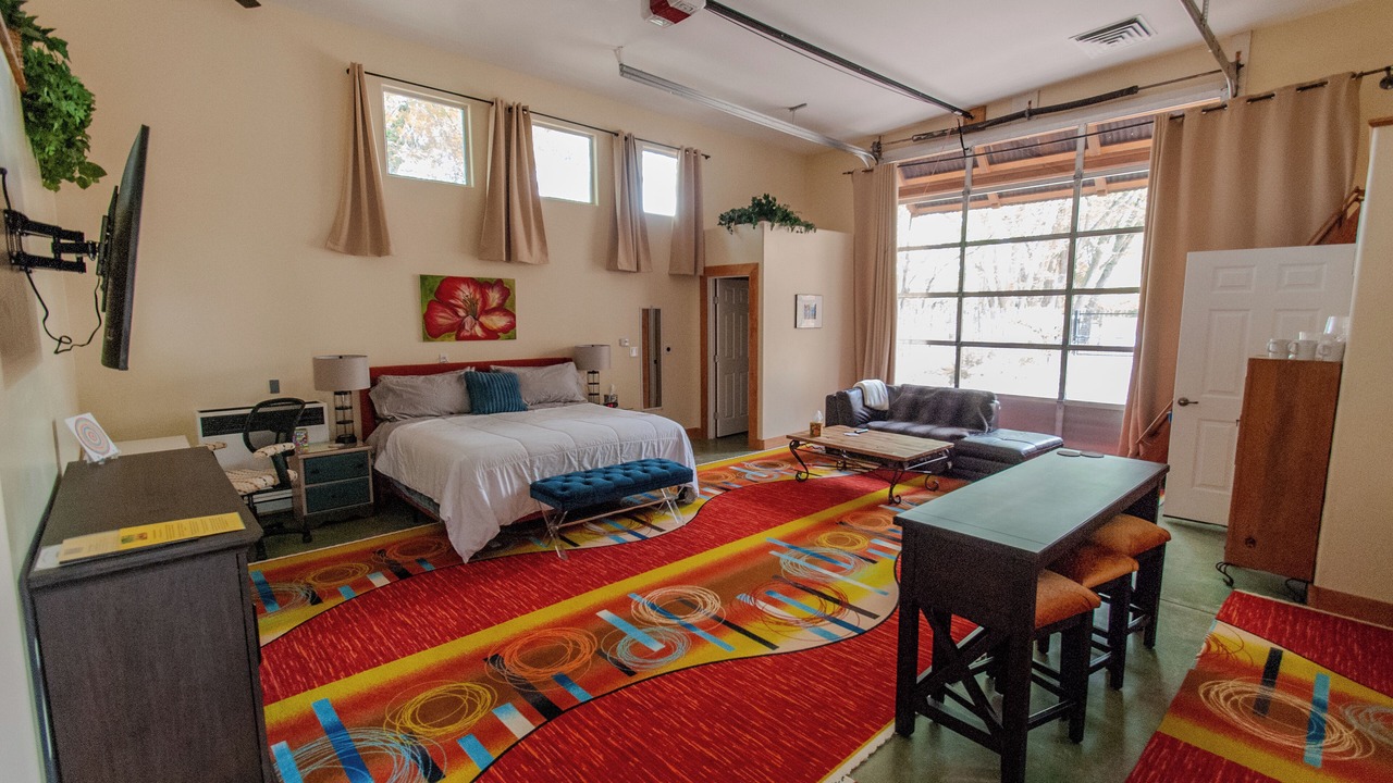 Photo of Bedroom in Los Ranchos de Albuquerque