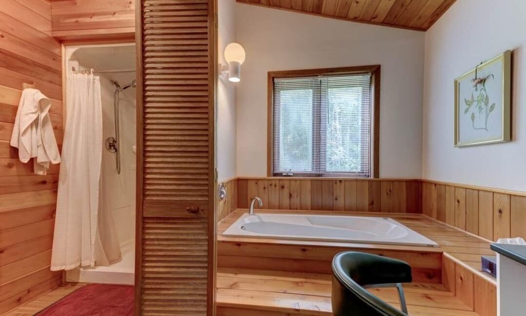 Photo of Bathroom in Cavan-Monaghan