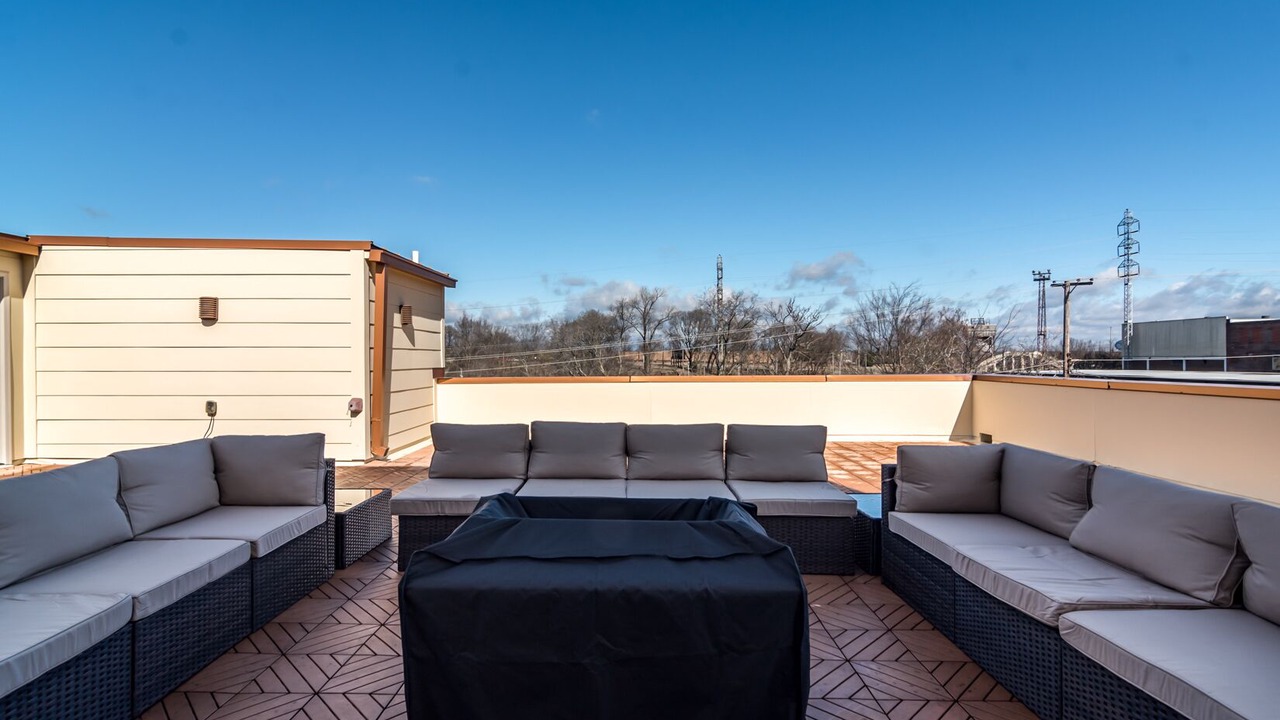Photo of Patio Balcony in Downtown Little Rock