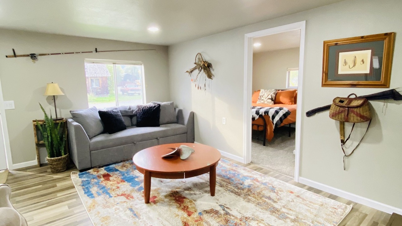 Photo of Livingroom in Stites