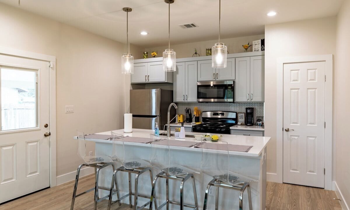Photo of Kitchen in Montopolis