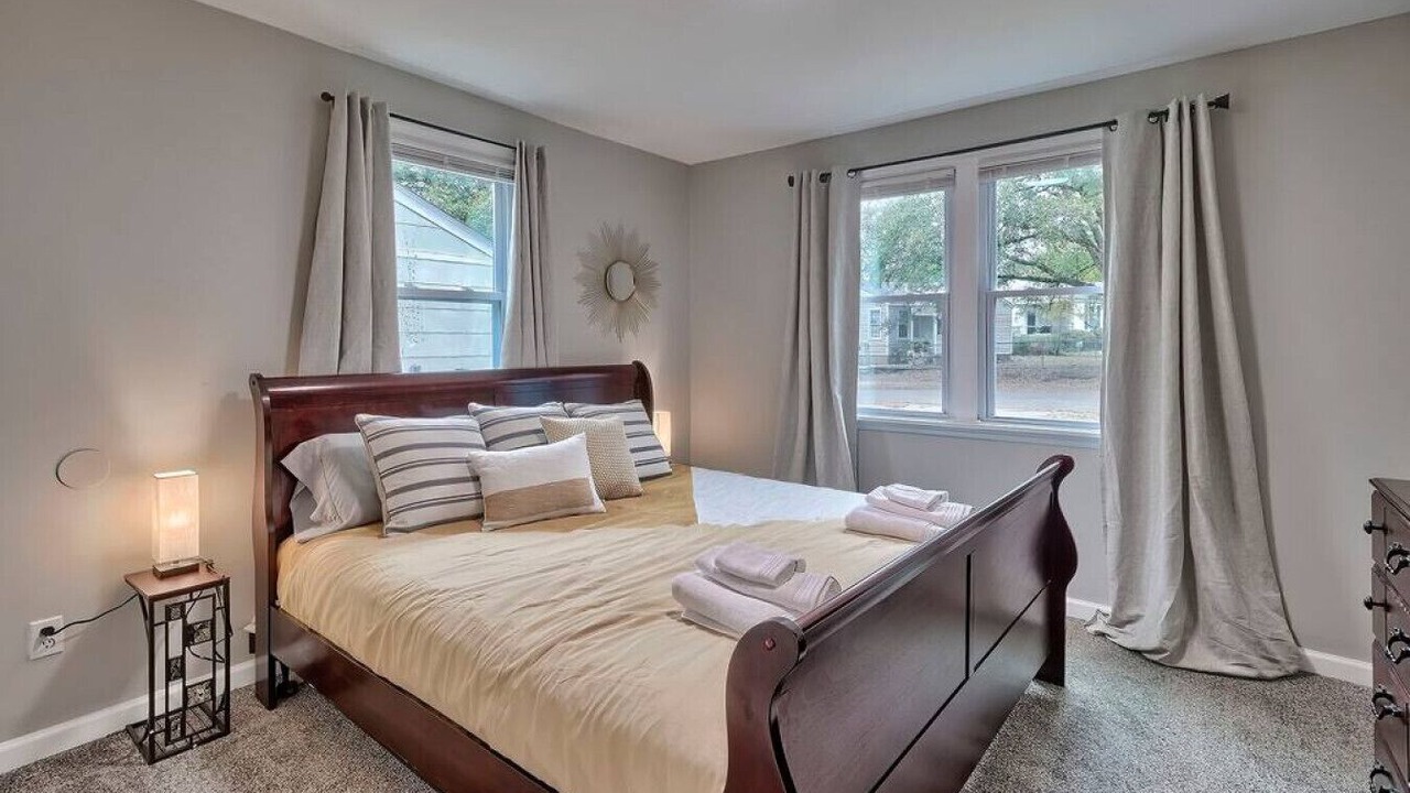 Photo of Bedroom in Rosewood