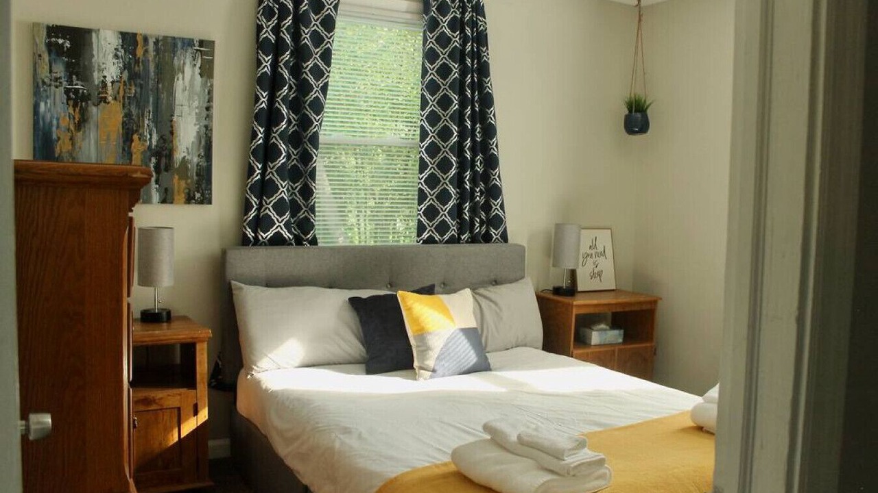 Photo of Bedroom in Rosewood