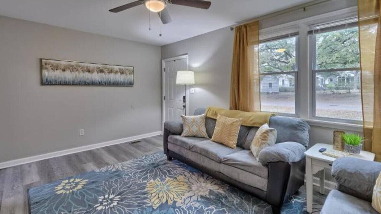 Photo of Livingroom in Rosewood