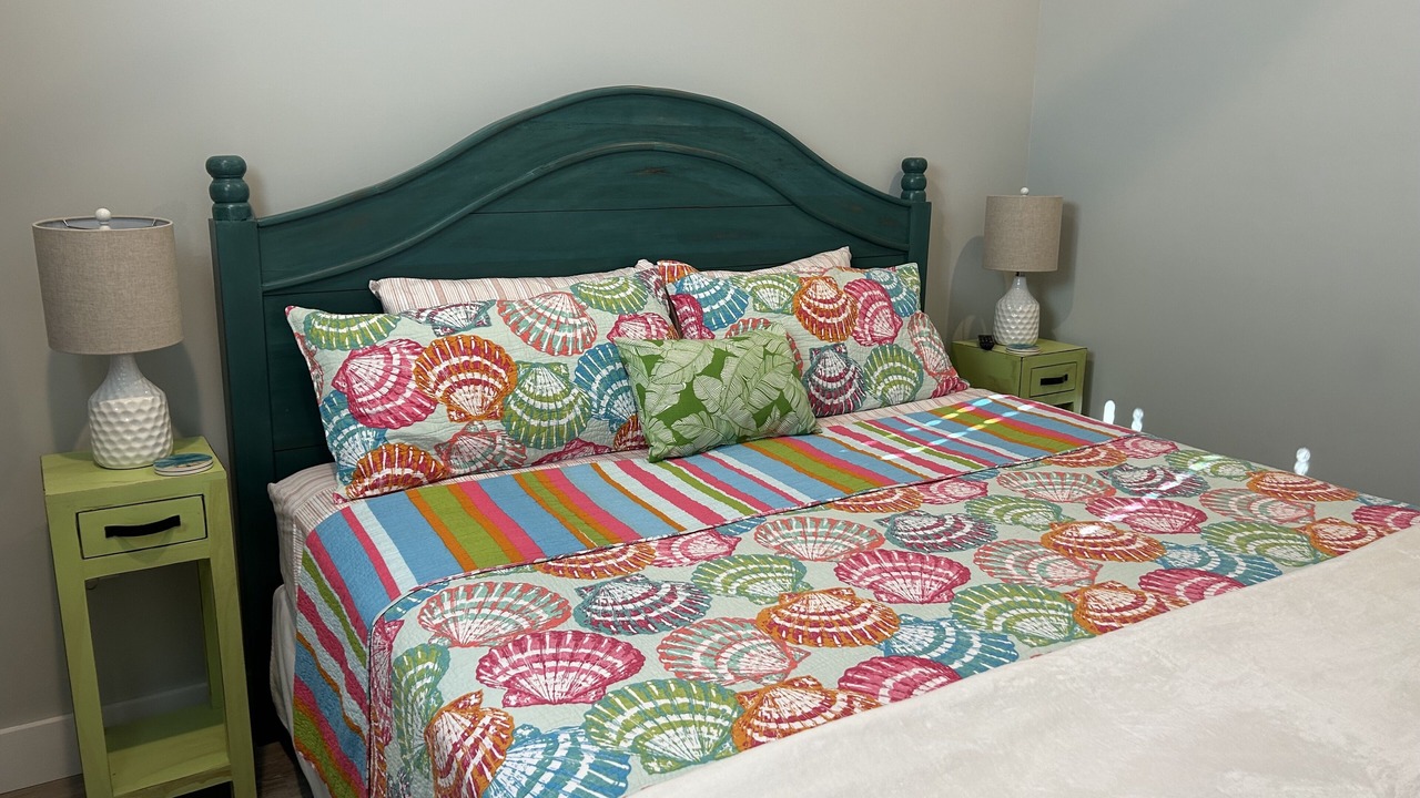 Photo of Bedroom in Corolla Light
