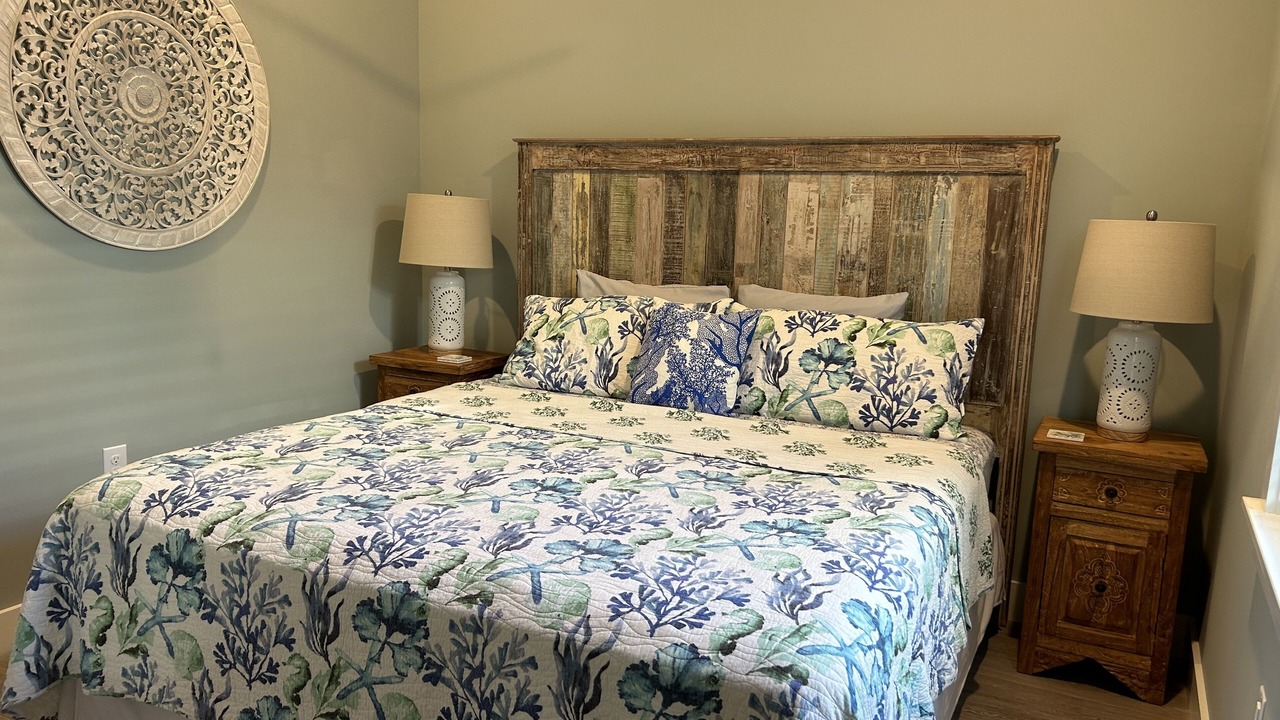 Photo of Bedroom in Corolla Light