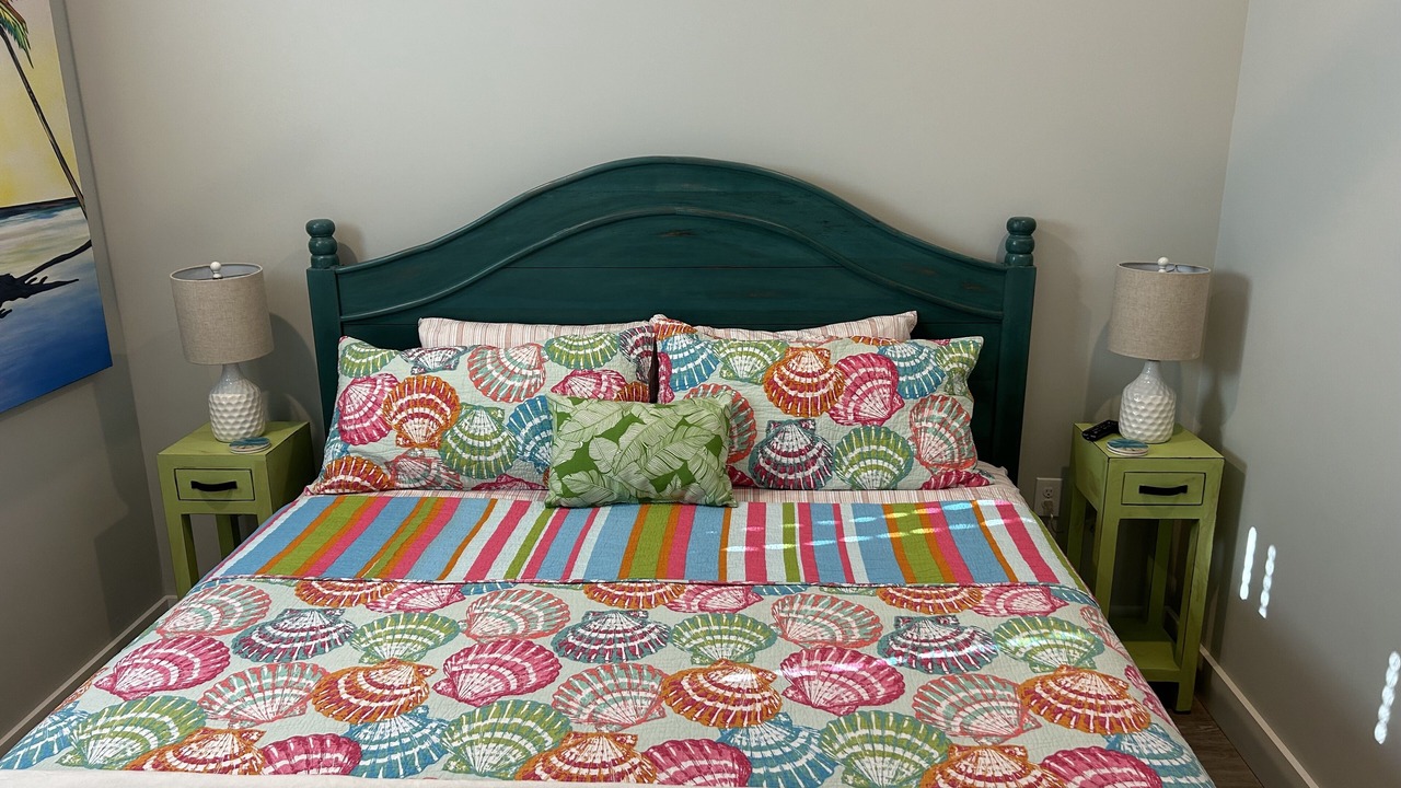Photo of Bedroom in Corolla Light