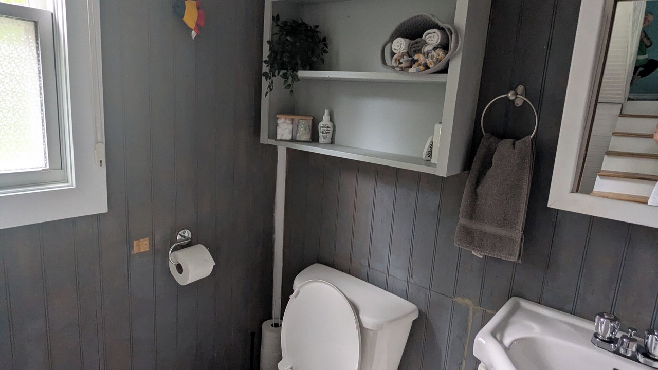 Photo of Bathroom in Corran Ban