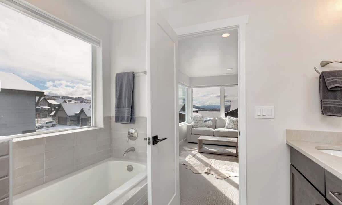 Photo of Bathroom in Deer Mountain