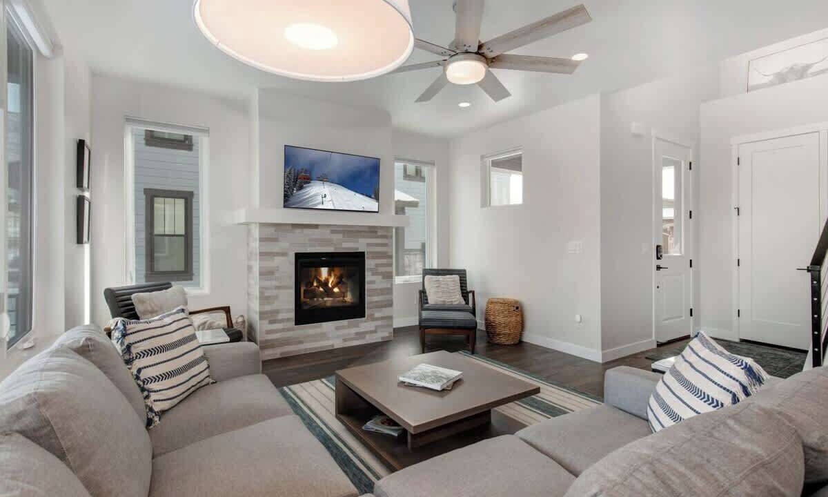 Photo of Bedroom in Deer Mountain