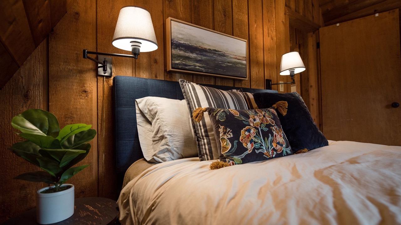 Photo of Bedroom in Ellison Bay