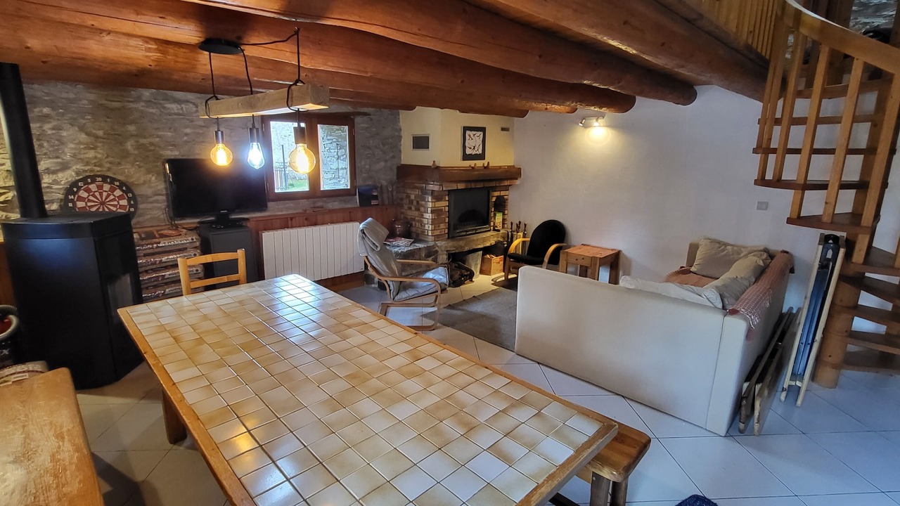 Photo of Livingroom in Estarvielle