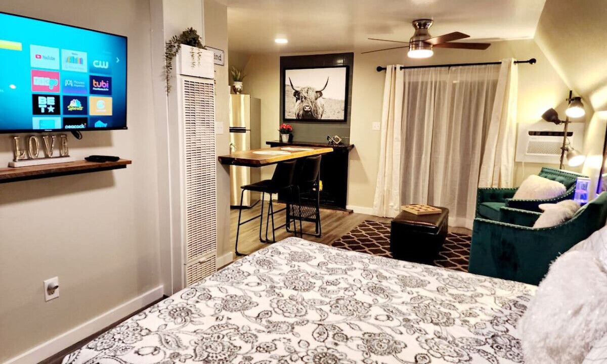 Photo of Bedroom in Glenwood Springs