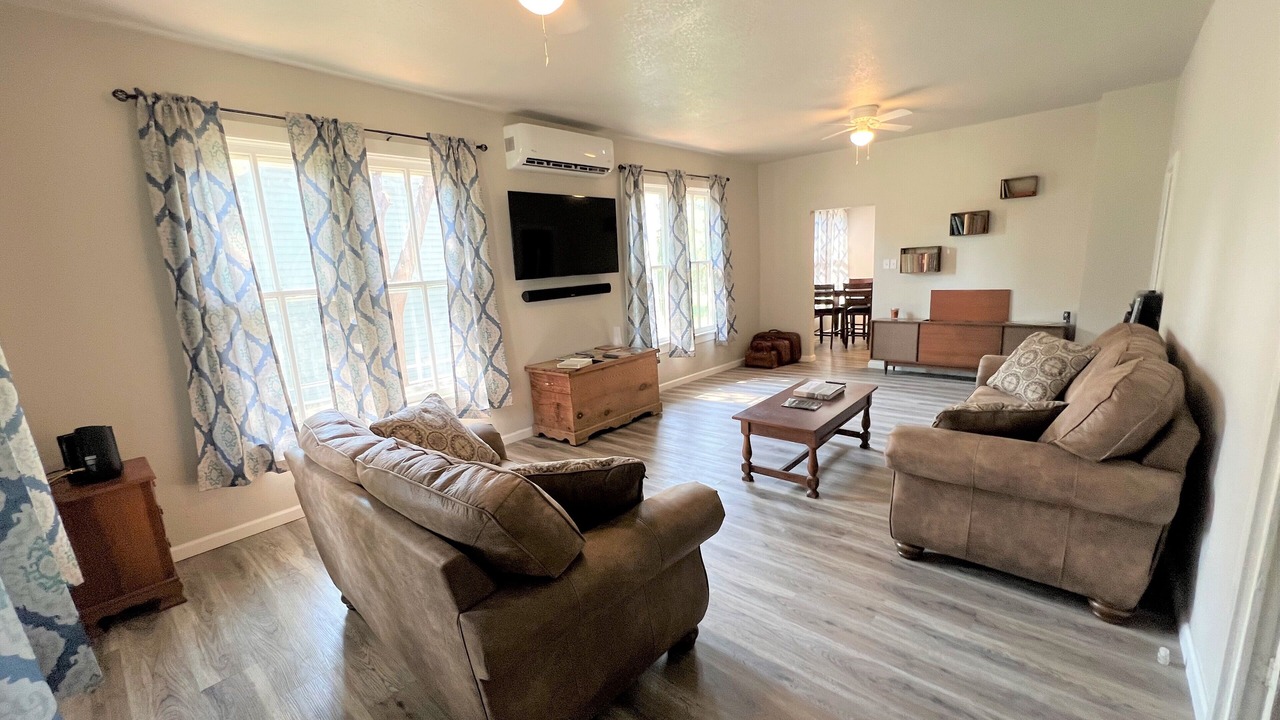 Photo of Livingroom in Waco