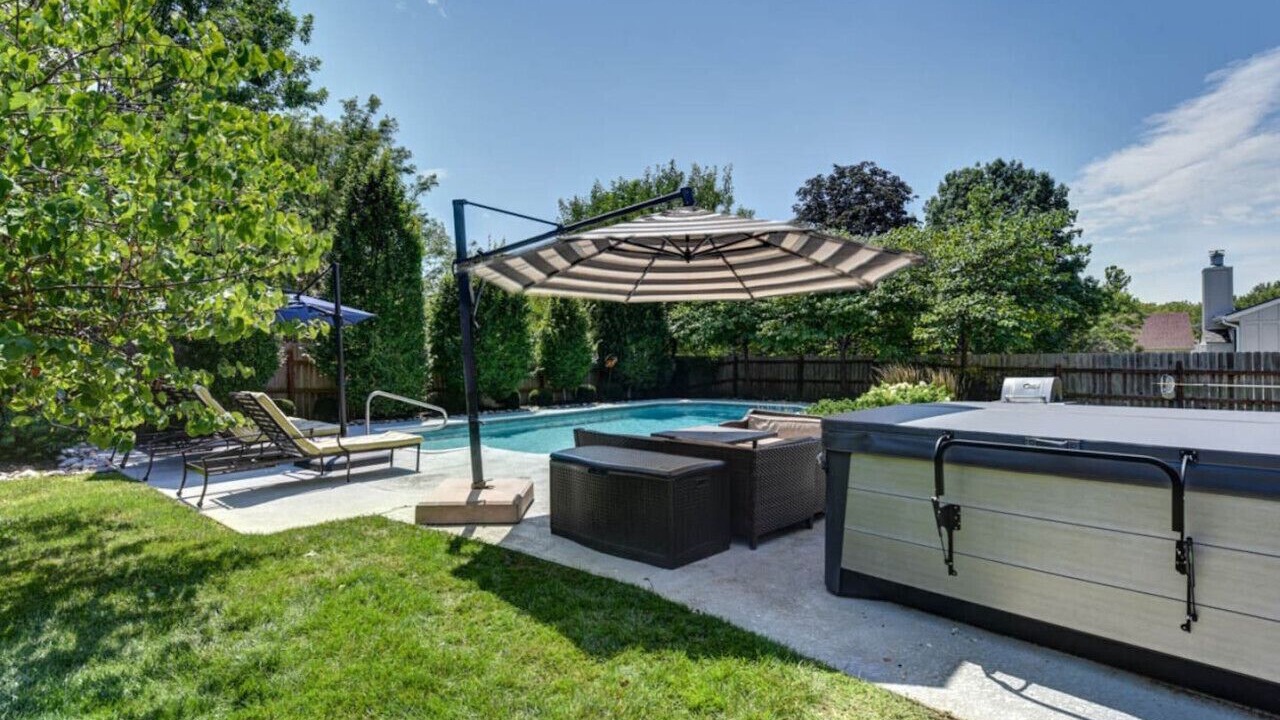 Photo of Outdoor in Lenexa