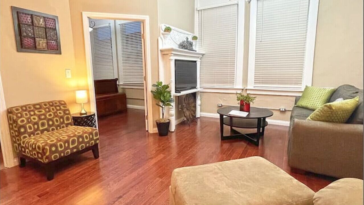 Photo of Livingroom in Marietta
