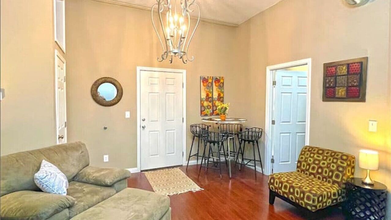 Photo of Livingroom in Marietta