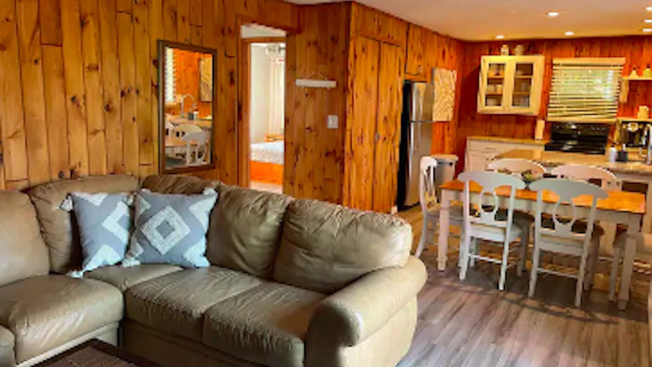 Photo of Bedroom in Cherry Grove