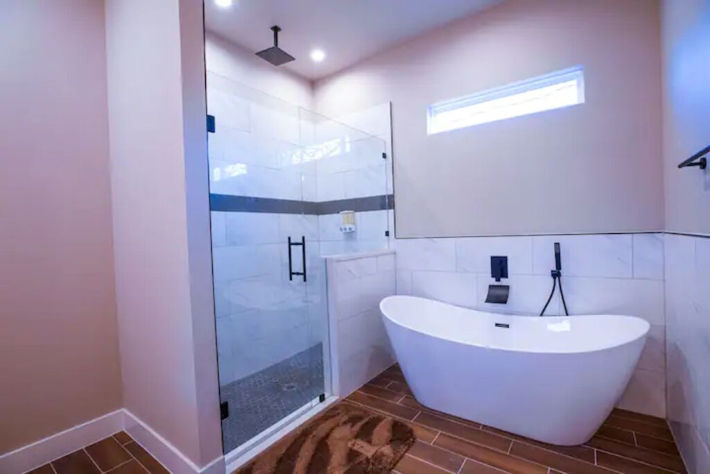 Photo of Bathroom in Cedar Crest