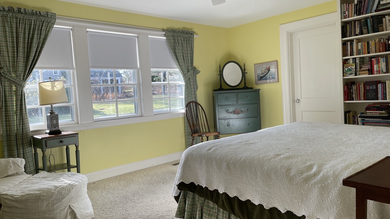 Photo of Bedroom in West Chop