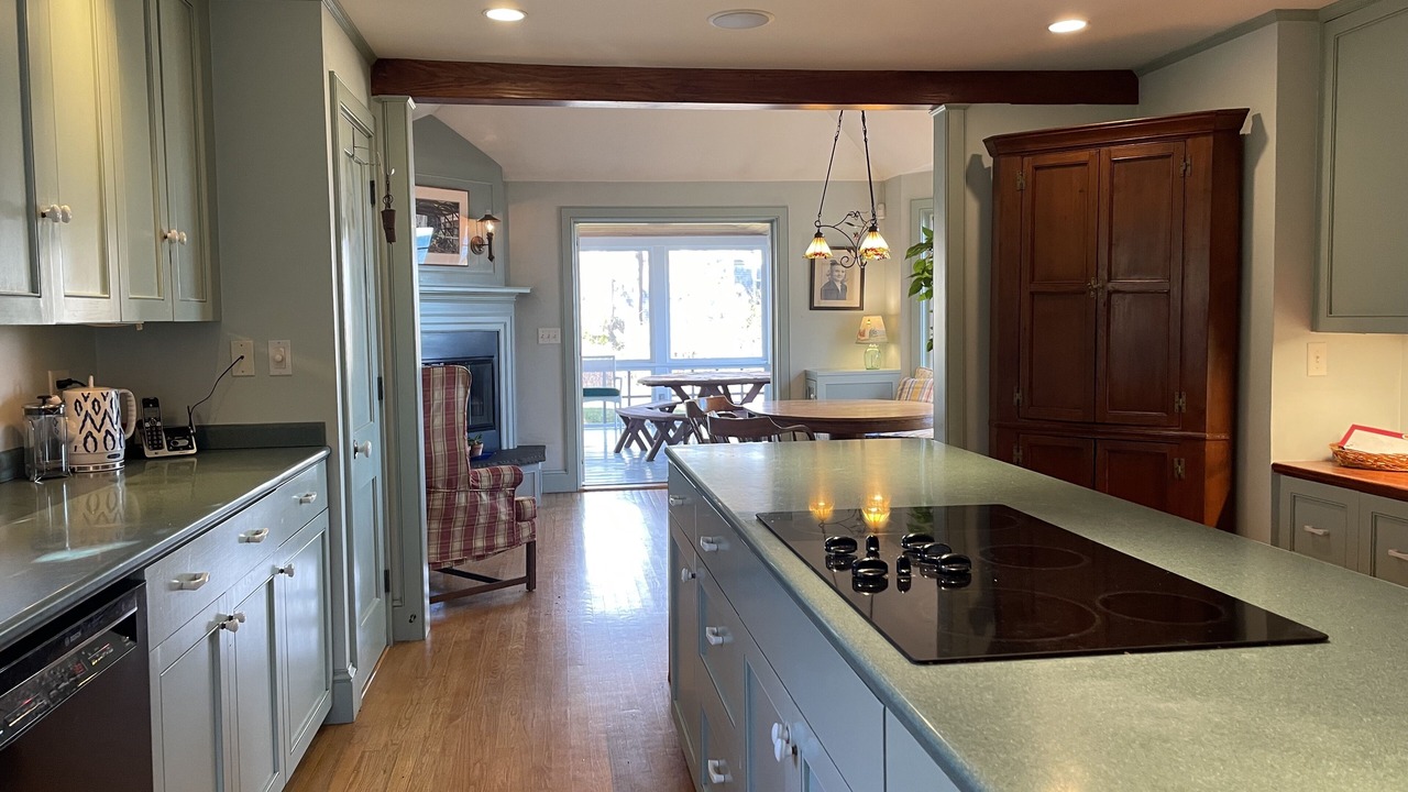 Photo of Kitchen in West Chop