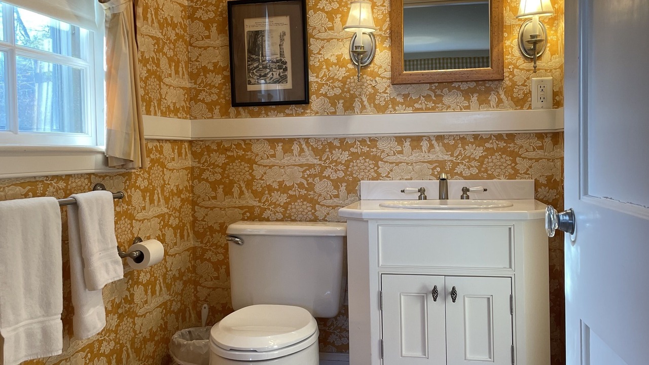 Photo of Bathroom in West Chop
