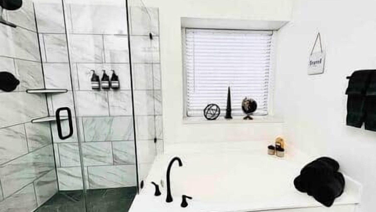 Photo of Bathroom in Mesquite