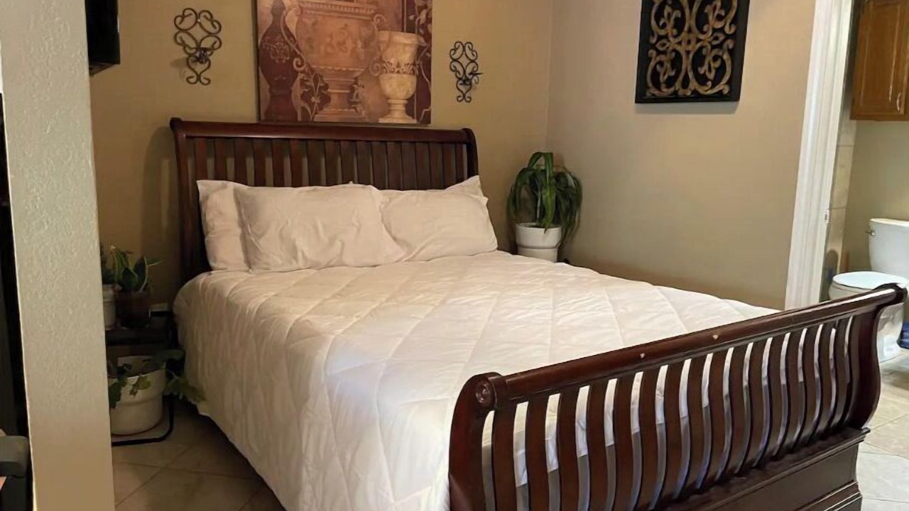 Photo of Bedroom in Highland Lake Estates