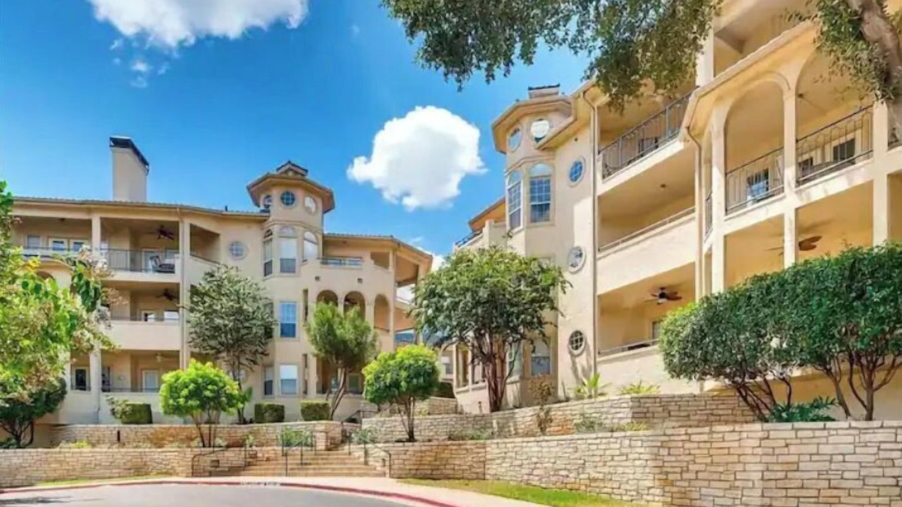 Photo of Outdoor in Highland Lake Estates
