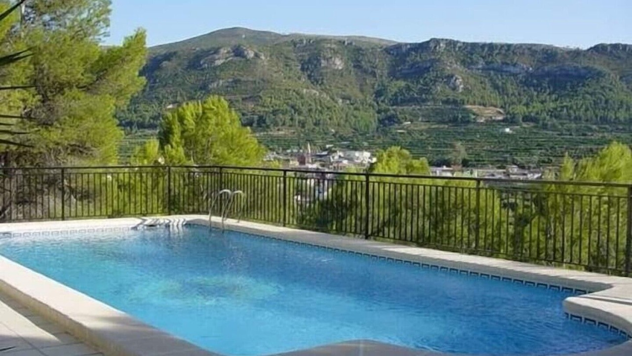Photo of Outdoor in Almisera