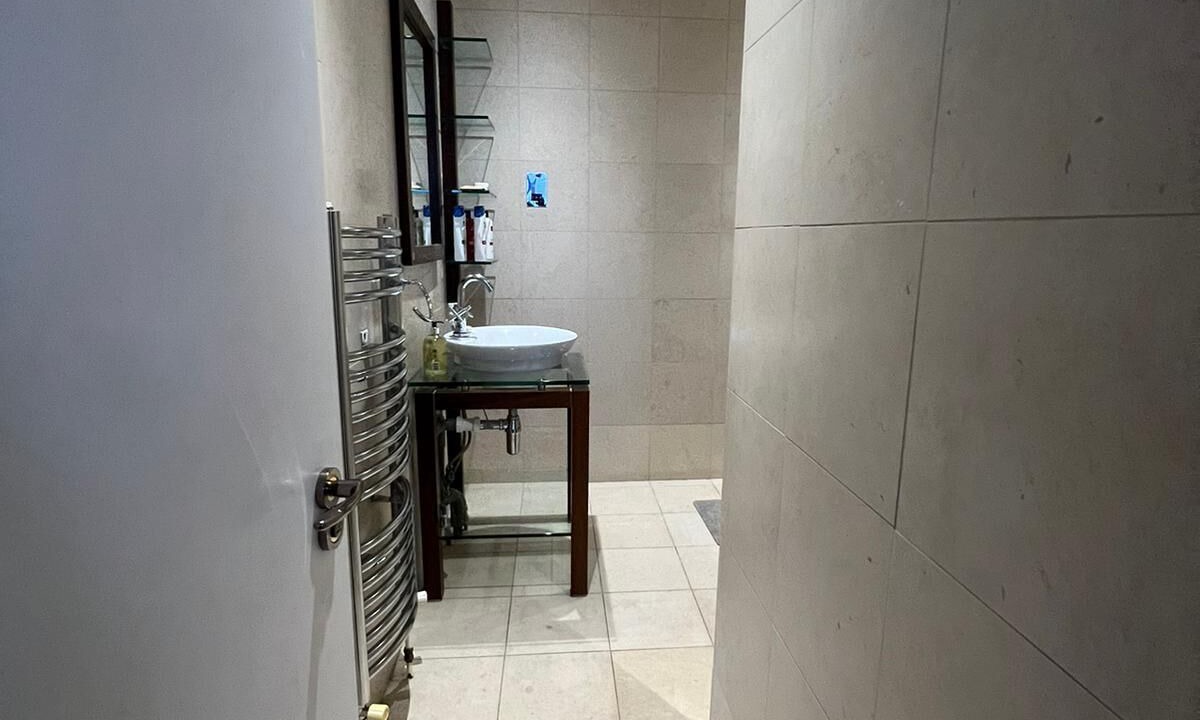 Photo of Others in Kensington