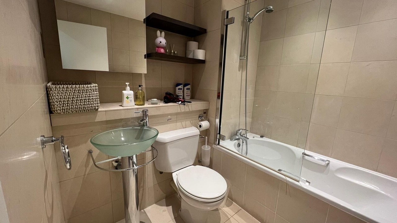 Photo of Others in Kensington