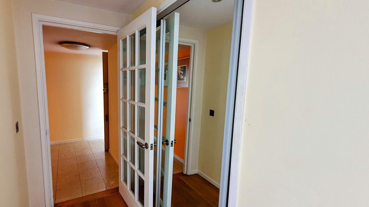 Photo of Others in Kensington