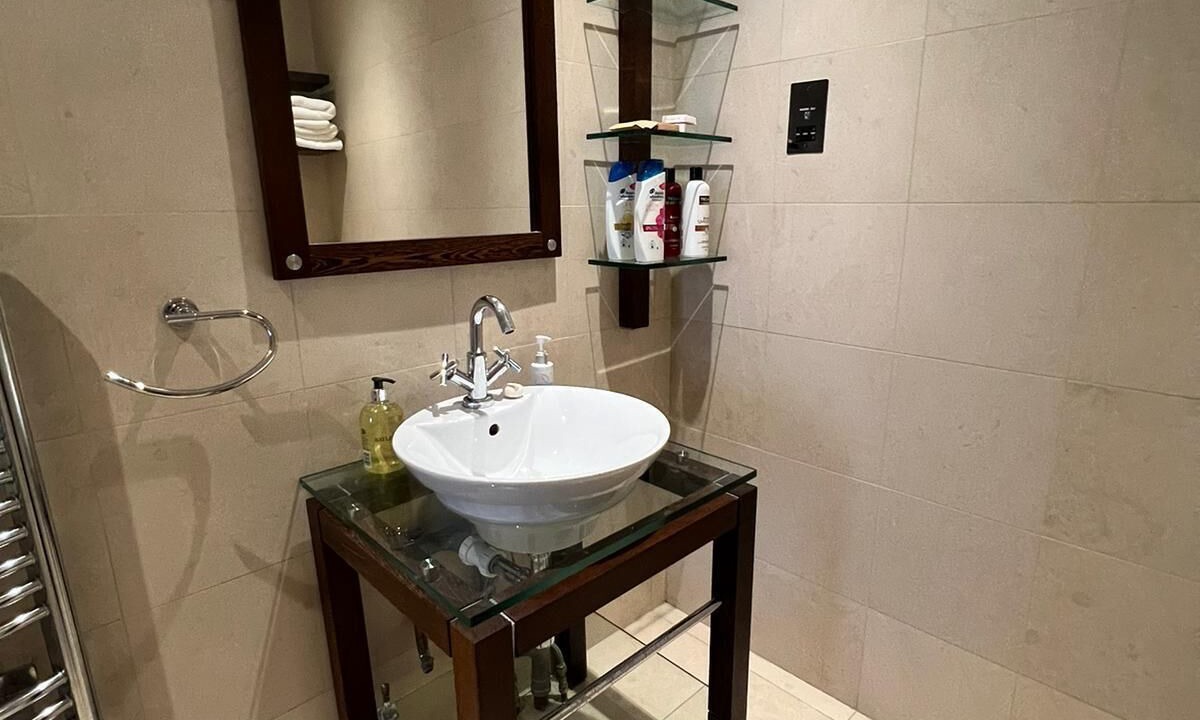 Photo of Others in Kensington