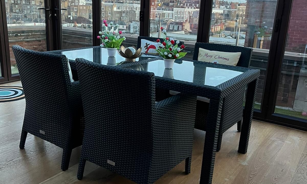 Photo of Others in Kensington